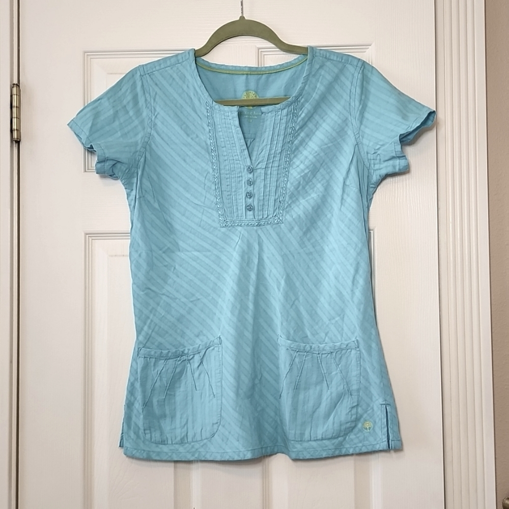 Healing hands scrub top